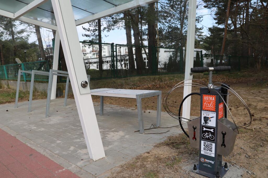 Stacje naprawy rowerów pojawiły się na terenie Ustki - islupsk.pl